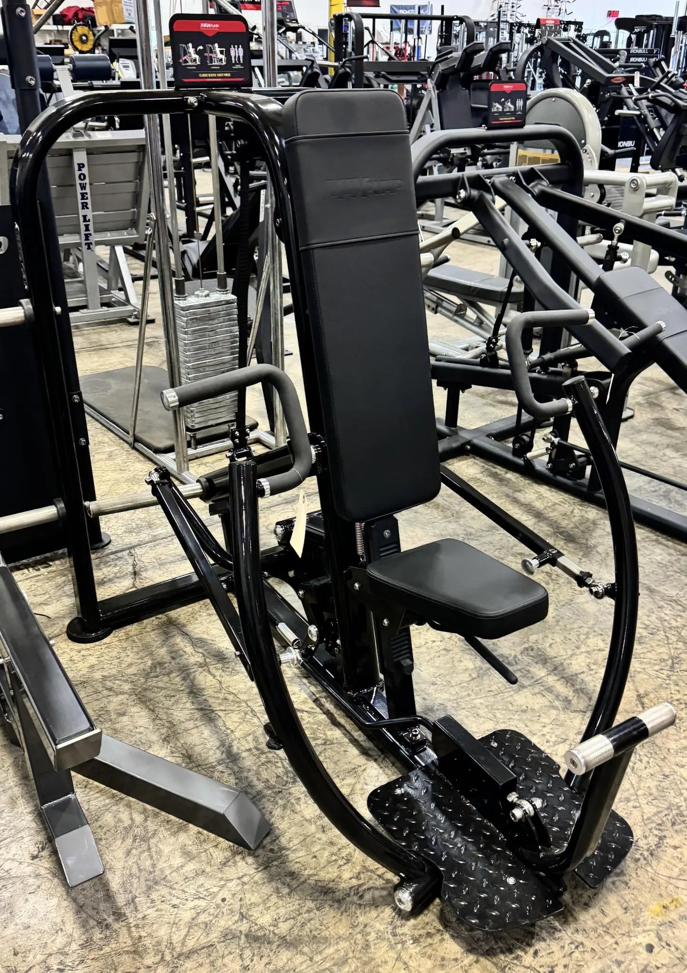 MaxPump A7011 Classic Seated Chest Press Brustmaschine
