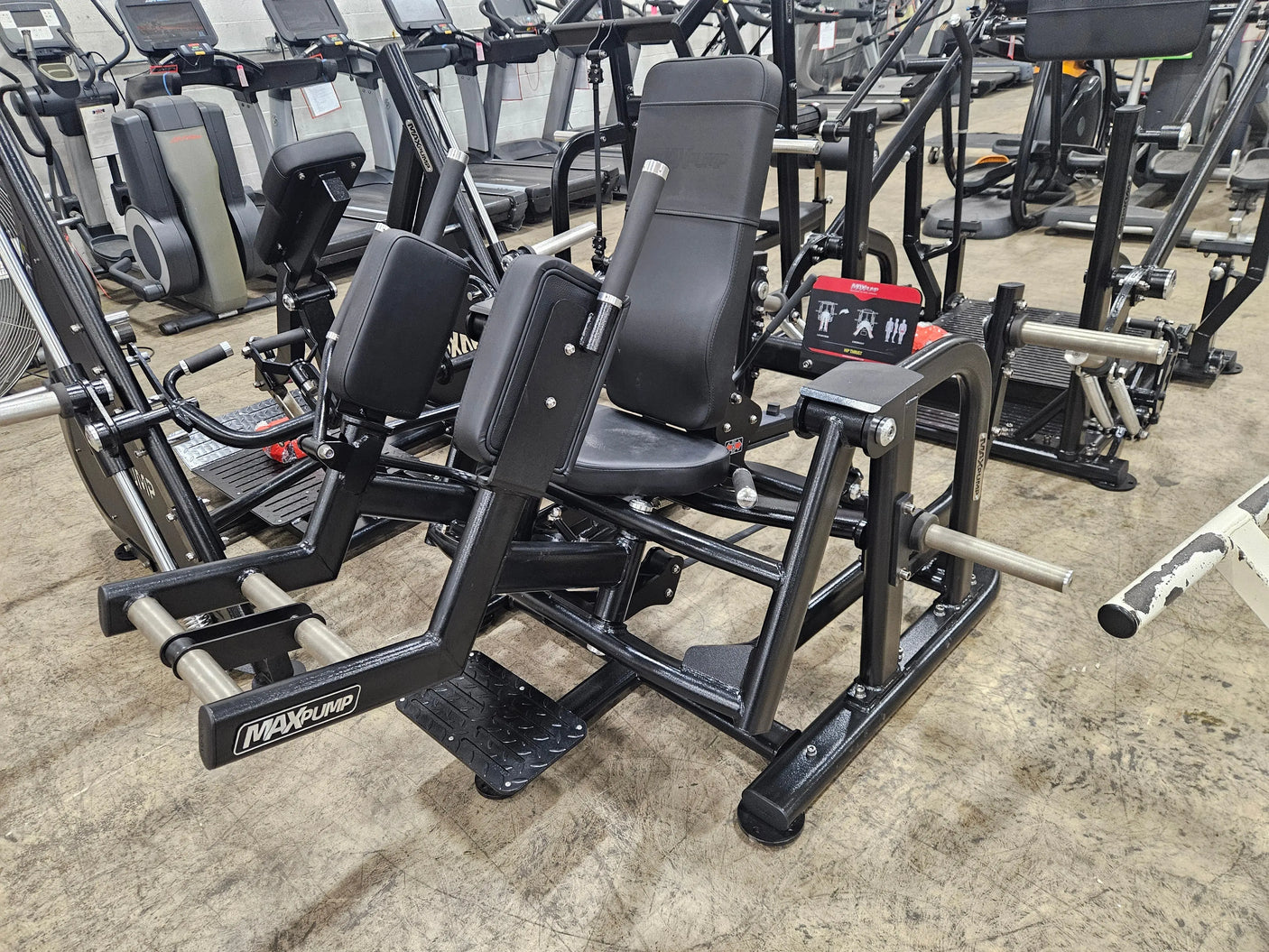 MaxPump A7029 Incline Hip Abduction Abduktionsmaschine