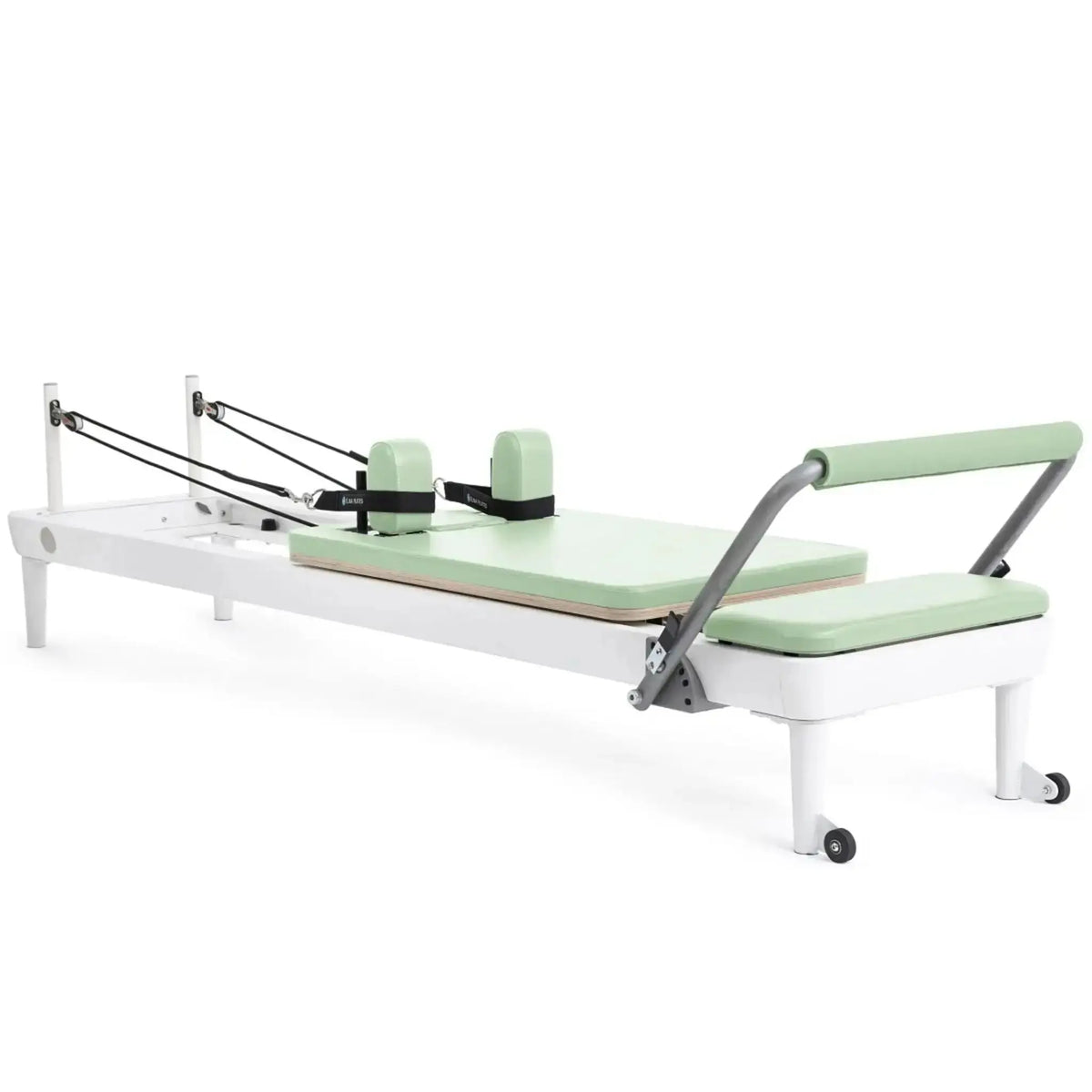 Elina Pilates Nubium Reformer mit Polster in Grün, Schrägansicht