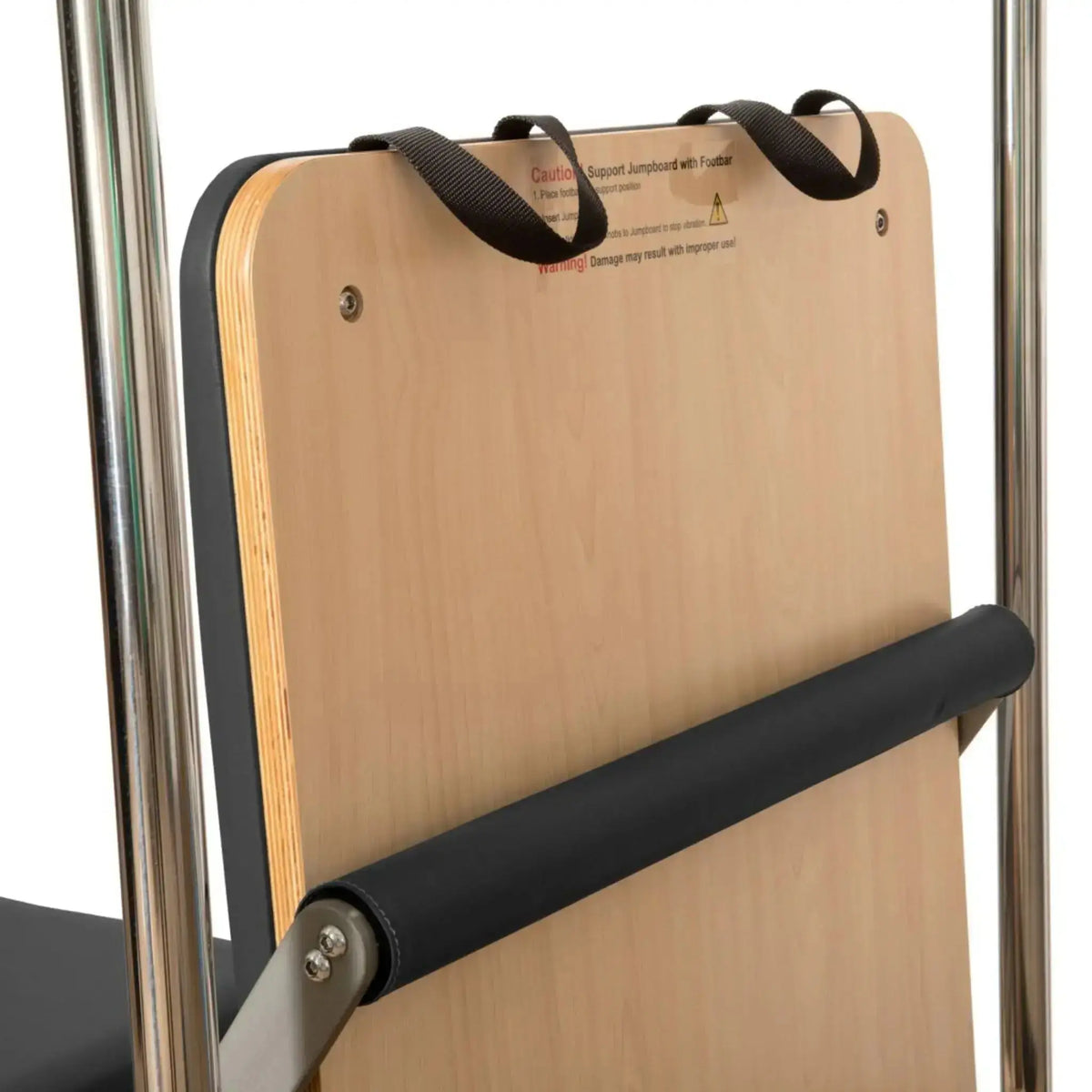 Elina Pilates Cadillac Reformer aus Rock-Ahorn – Detail der gepolsterten Stange an der Holzplatte mit Schlaufen