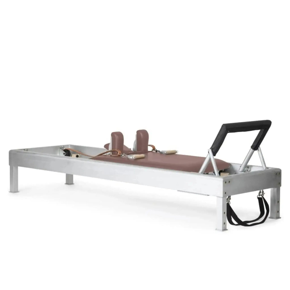 Elina Pilates Classic Reformer aus Aluminium, Polster in Altrosa, Schrägansicht