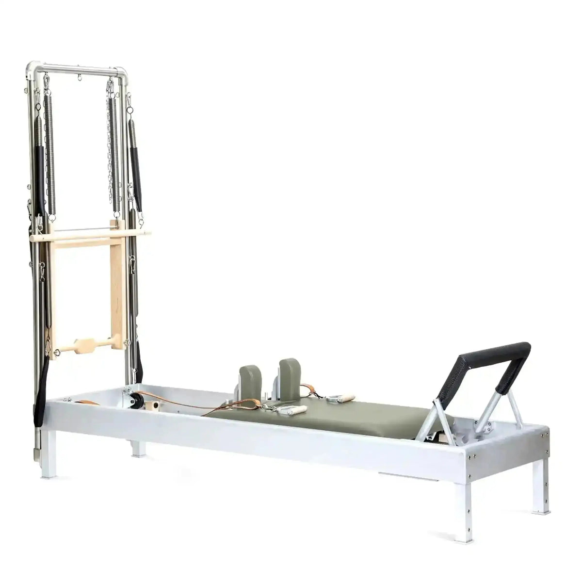 Elina Pilates Classic Reformer mit Tower aus Aluminium – Seitenansicht mit Polstern in Eisblau, freigestellt vor weißem Hintergrund