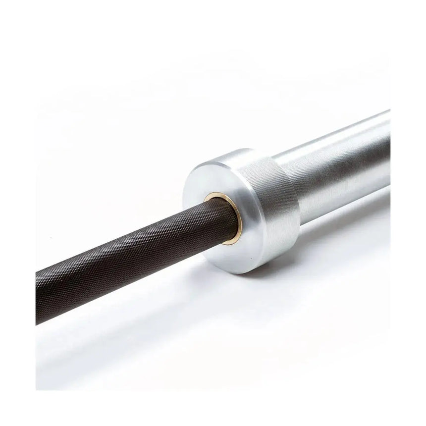 Force USA Ranger Olympic Barbell 2.20m – chrome-plated barbell with 28mm grip diameter and deep knurling.