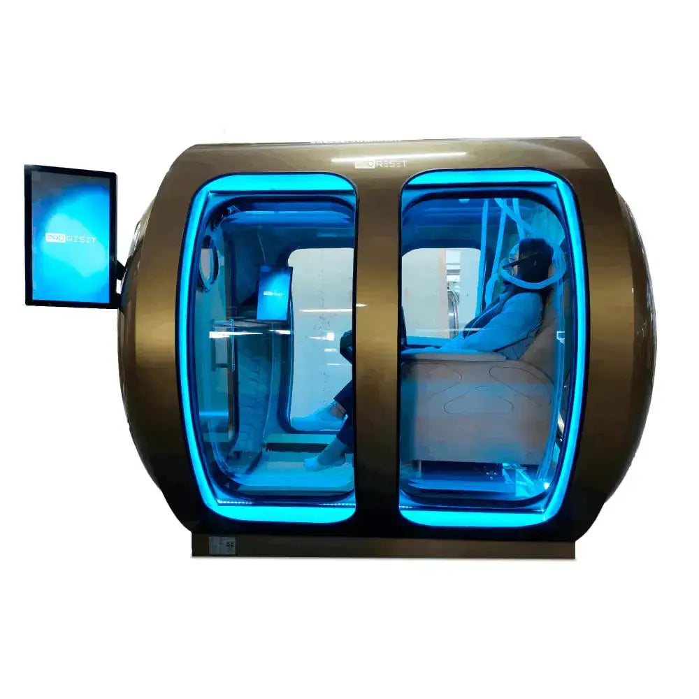 ProReset Zeugma Panorama Hyperbarkammer in Bronze, Frontansicht mit zwei Panoramafenstern und Display