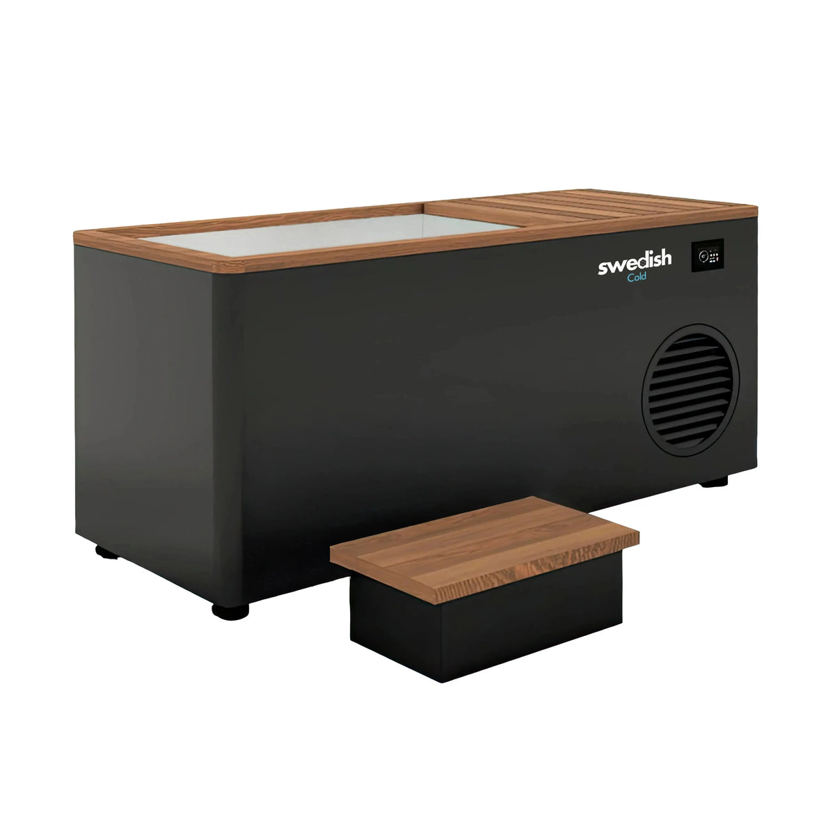 Swedish Cold Generation 4S Eisbad – Schrägansicht mit Holzabdeckung und Stufe, freigestellt