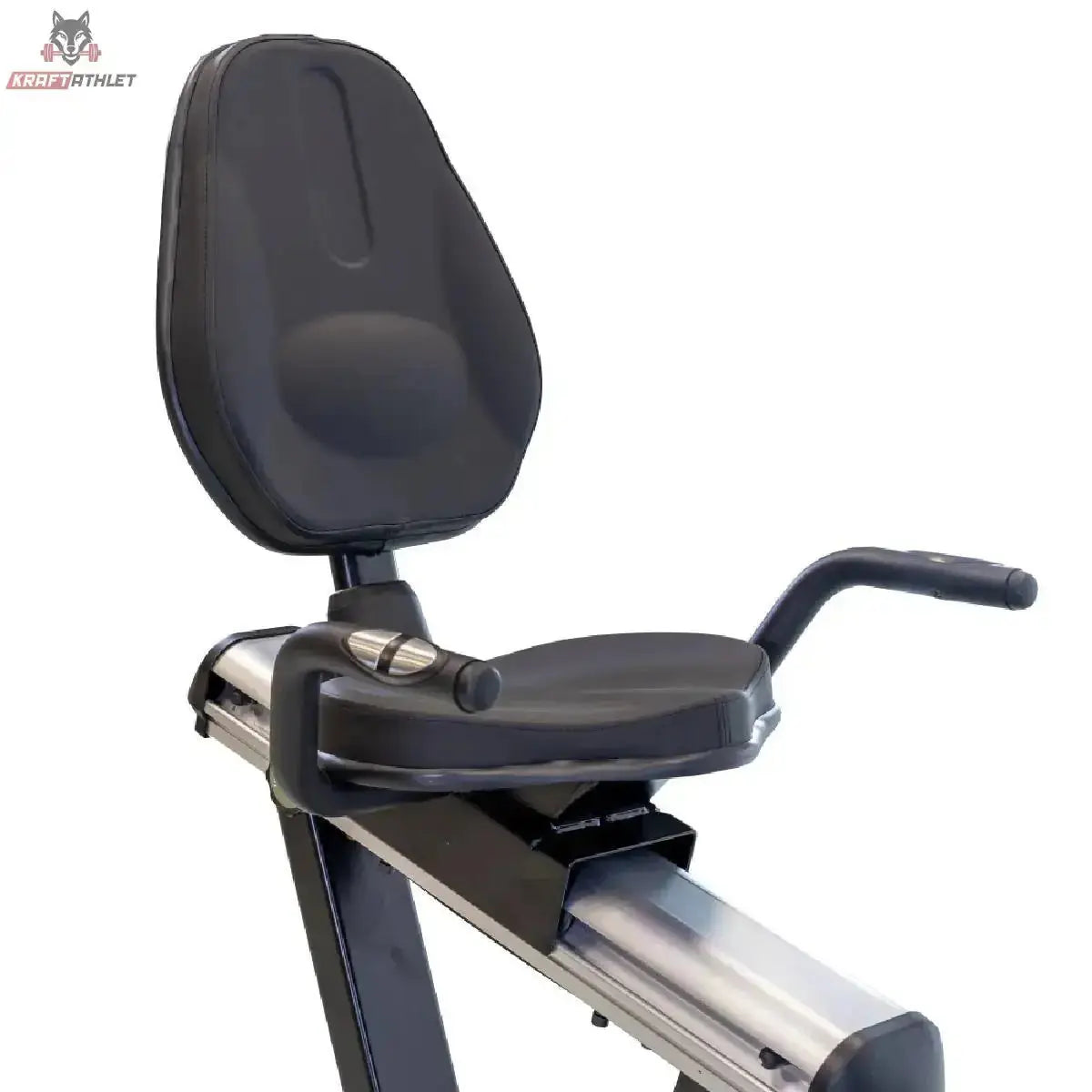 Titanium Strength RB900 LCD Liegeergometer Performance Series in Detailansicht von Sitz, Rückenlehne und Seitengriffen