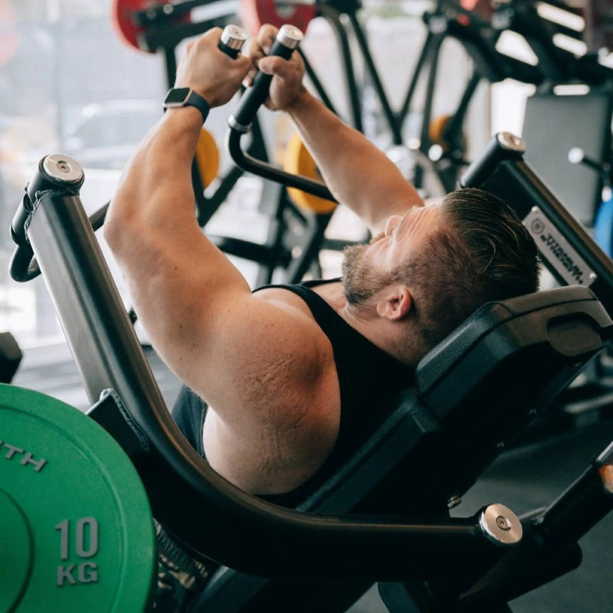 Titanium Strength Iso-Lateral Incline Pec Fly Black Series Kraftathlet