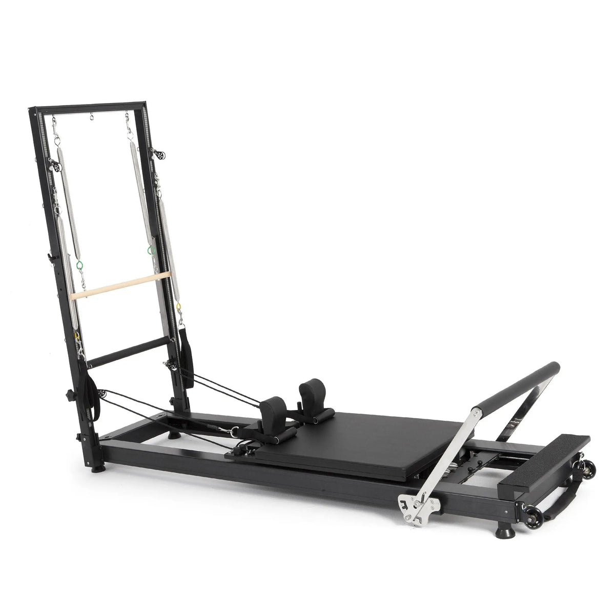 Elina Pilates HL1 Reformer mit Tower aus eloxiertem Aluminium, Schrägansicht