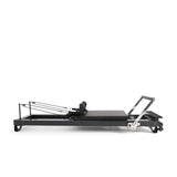 Elina Pilates HL2 Reformer aus eloxiertem Aluminium, Seitenansicht