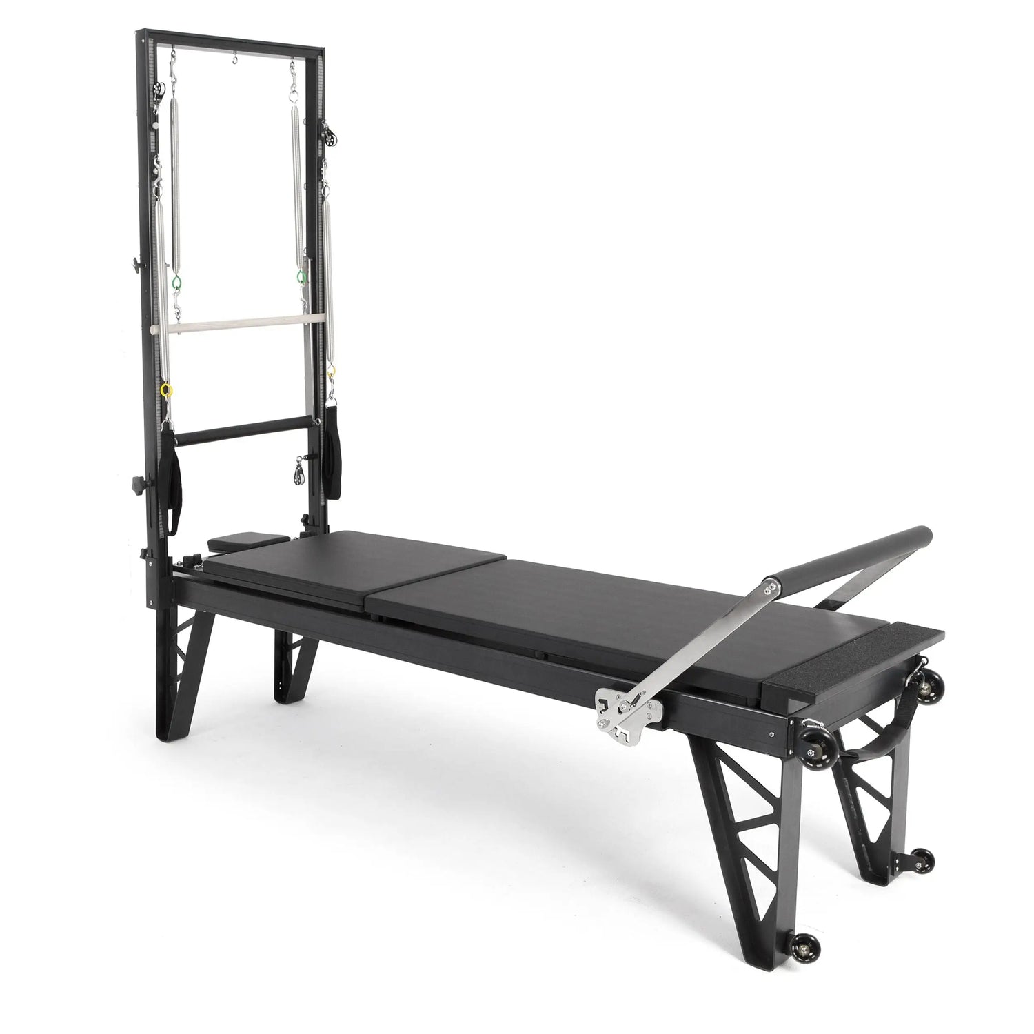 Elina Pilates HL4 Reformer mit Tower aus eloxiertem Aluminium, Schrägansicht