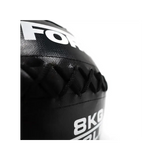 Force USA Elite Wall Ball 4kg – robuster, strukturierter Trainingsball für funktionelles Ganzkörpertraining.​
