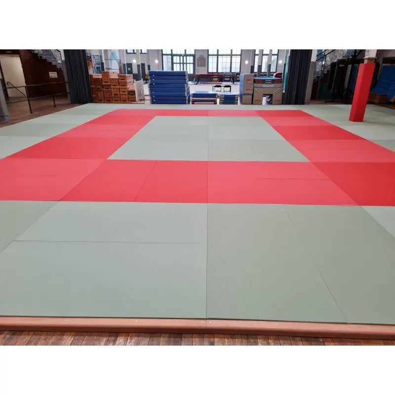 Judo-Tatami – Reisstroh 1x1 m – 4 cm – glatte Unterseite SportCom Tatami