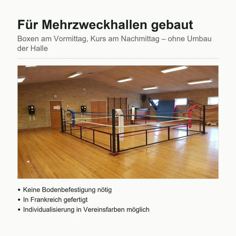 Klappbarer Boxring aufgebaut in einer Mehrzweckhalle mit Holzboden
