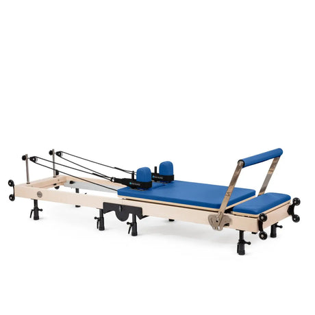 Klappbarer Pilates Reformer in Blau, Seitenansicht