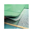 SportCom Schaumstoffunterlage für Tatami 2 cm unter grünen Tatami-Matten, Detail der verlegten Schichten
