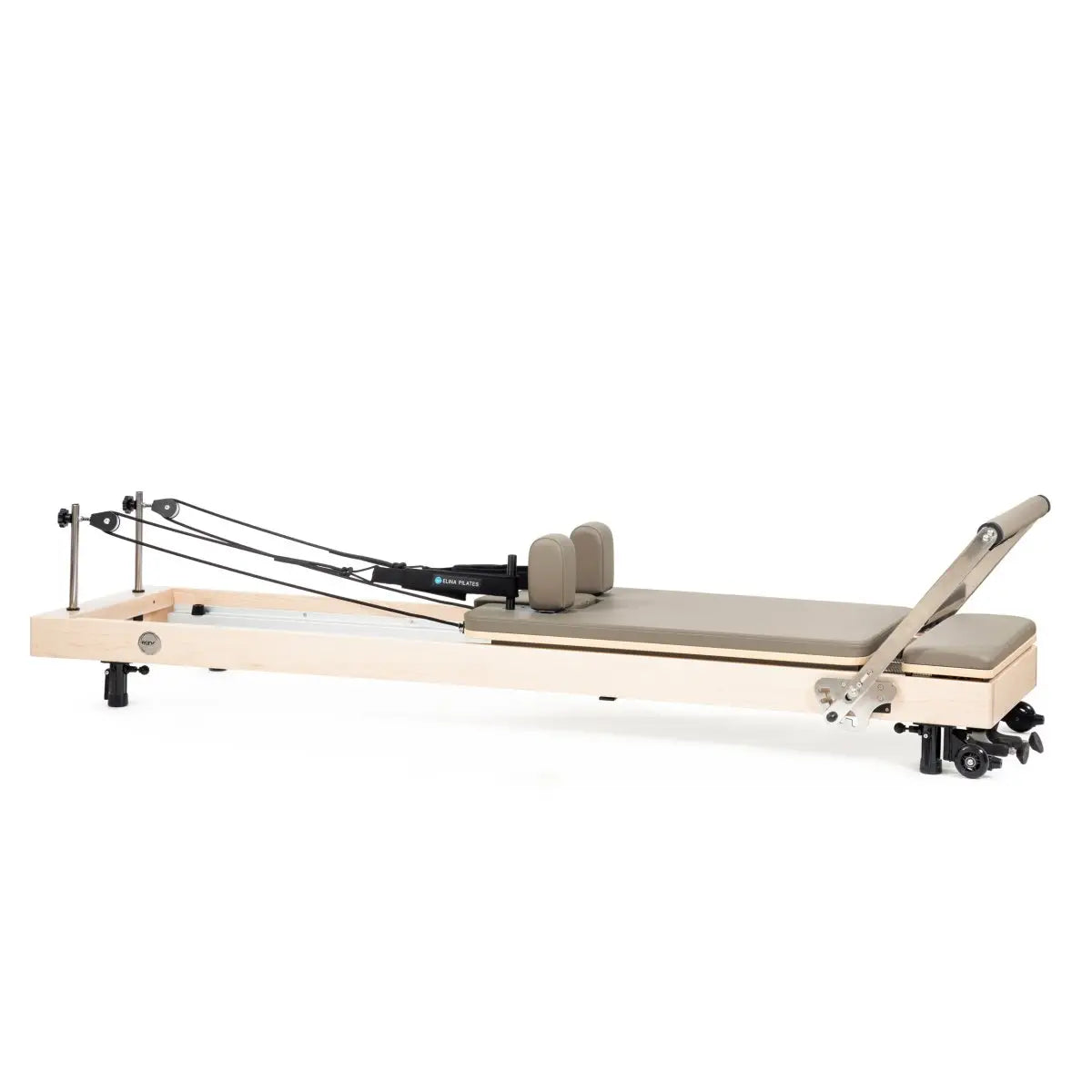 Vertikaler Pilates Reformer in Mokka, Seitenansicht