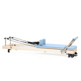 Vertikaler Pilates Reformer in Meerblau, Seitenansicht