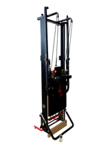 Body & Exercise Reformer Tower Black Edition senkrecht als Wall Unit aufgestellt, Seitenansicht