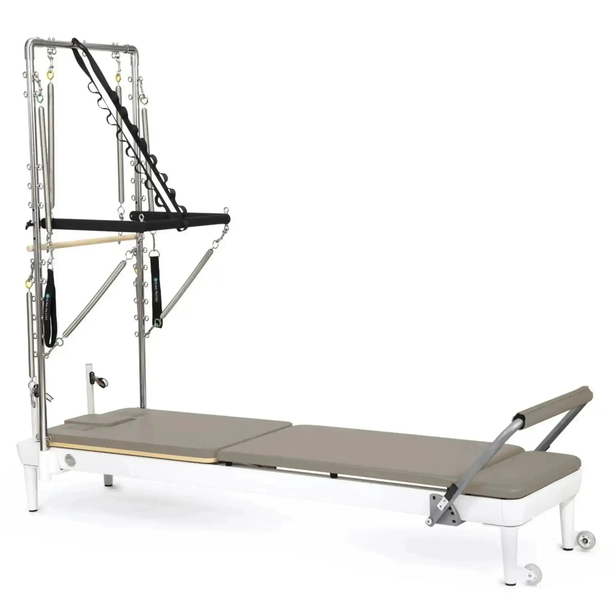 Elina Pilates Nubium mit Tower, Polster in Mokka, Schrägansicht