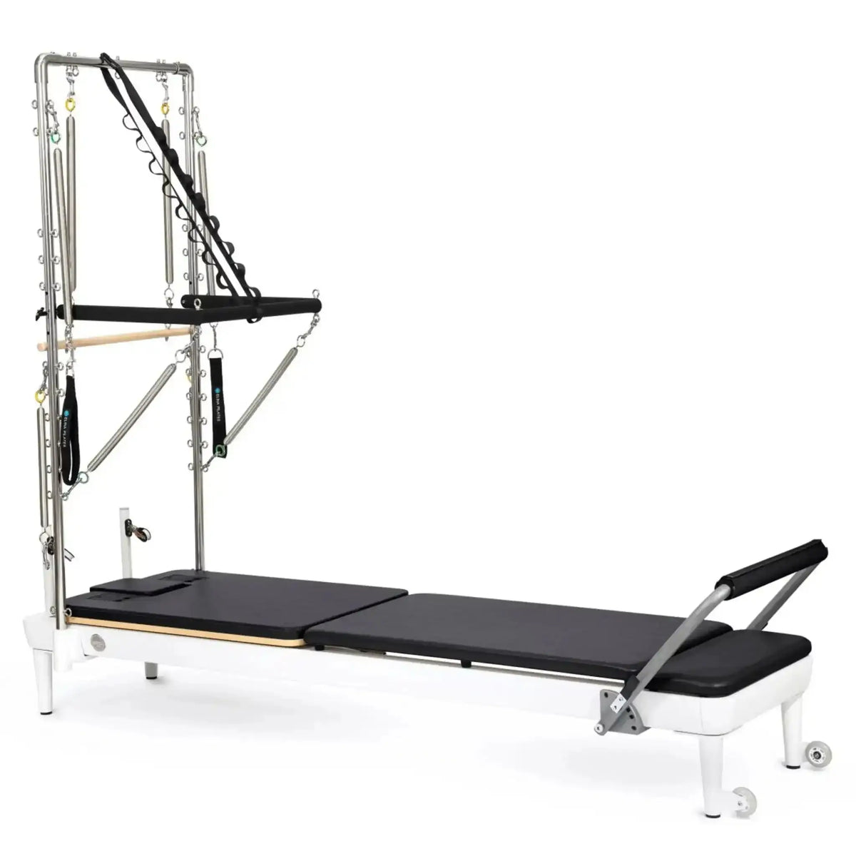 Elina Pilates Nubium mit Tower, Polster in Schwarz, Schrägansicht