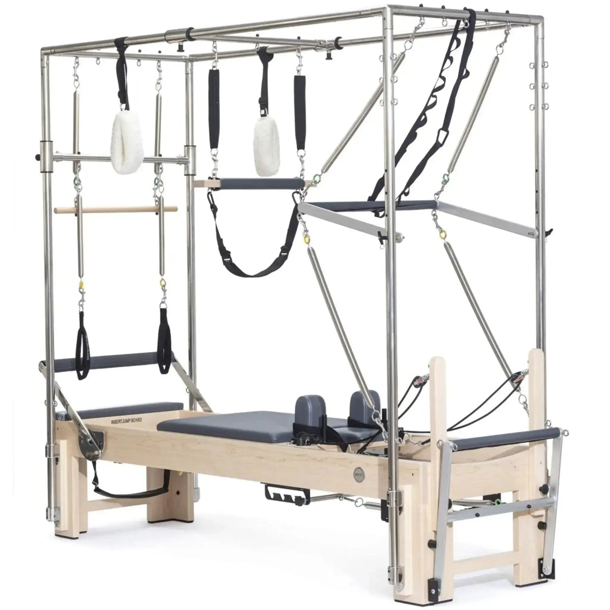 Elina Pilates Cadillac Elite Reformer aus Rock-Ahorn – Schrägansicht mit Ahorngestell und Polstern in Grau