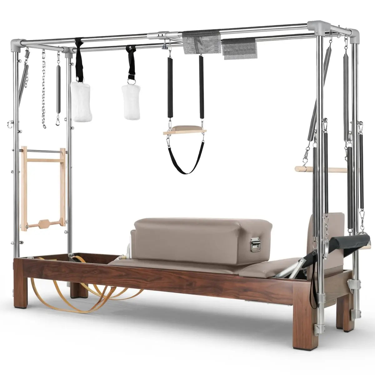 Elina Pilates Cadillac Reformer aus Walnussholz – Schrägansicht mit Stahlrahmen und Polstern in Eisblau