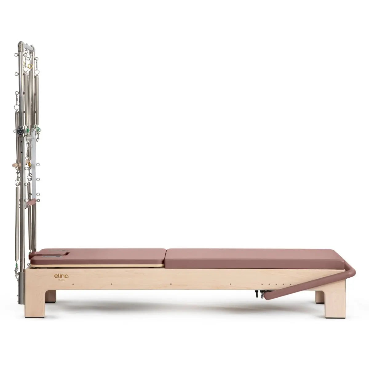 Elina Pilates Elite Advanced Reformer mit Tower mit altrosa Liegefläche, Seitenansicht