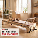 Elina Pilates Master Instructor Reformer aus Ahornholz in einem hellen Pilates-Studio mit Holz und Leinen