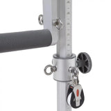 Elina Pilates Master Instructor Reformer mit Tower aus Ahornholz, Detail von Griffstange und Umlenkrolle am Turm