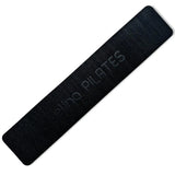 Elina Pilates Mini Non Slip Pad rutschfeste Auflage, schräg liegend mit eingeprägtem Schriftzug