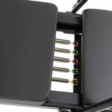 Elina Pilates Nubium Black Edition mit Tower, Detail der farbigen Federn unter dem Polster