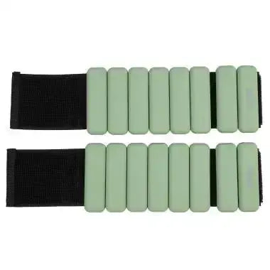 Elina Pilates verstellbares Gewicht 1 kg für Handgelenk und Knöchel, zwei geöffnete Bänder in Salbeigrün mit schwarzem Klettband, Draufsicht