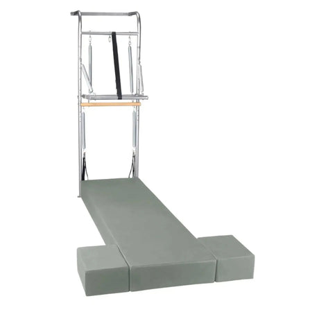 Elina Pilates Wall Unit – Polster in Eukalyptus mit Turm aus Metall