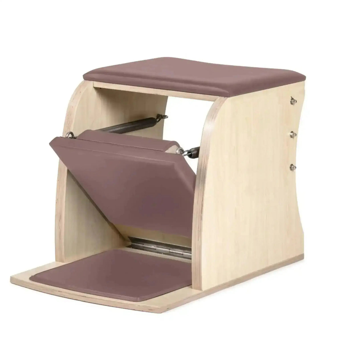 Elina Pilates Wunda Chair Classic aus Ahornholz in Schrägansicht mit altrosa Polsterung