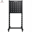 Force USA Base Storage Rack Frontansicht der Lochplatte mit Rollen