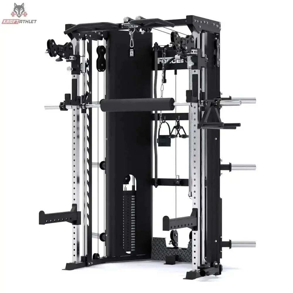Force USA C10 All-In-One Trainer in Schwarz, Frontansicht mit Gewichtsturm und Griffen