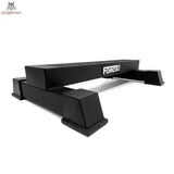 Force USA Calf Block in flacher Seitenansicht mit Logo auf der Stirnseite, freigestellt auf Weiß