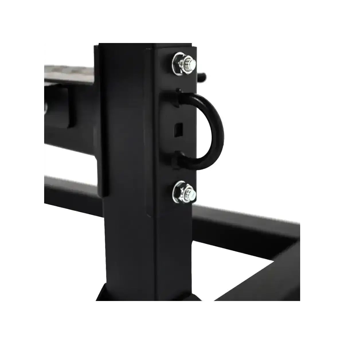 Force USA Commercial GHR/GHD V2 als Detail der Stahlstrebe mit Bandhaken und Schrauben