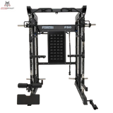 Force USA F50 V2 All-In-One Trainer in Frontansicht mit Smith-Stange und Beinablage