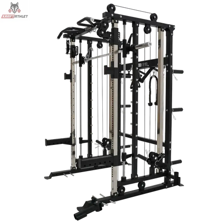 Force USA G3 V2 All-In-One Trainer – Schrägansicht mit Multipresse, Seilzügen und Hantelscheibenhaltern