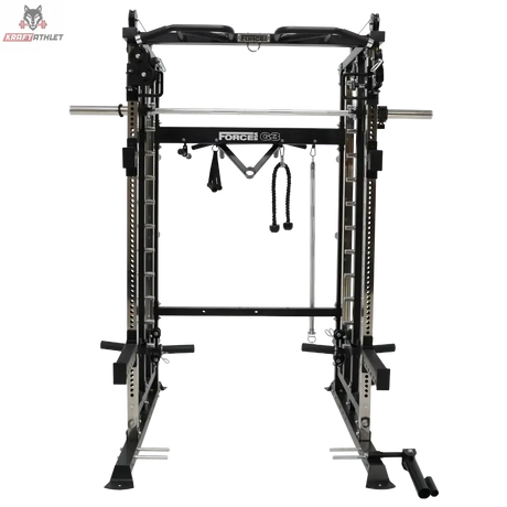 Force USA G3 V2 All-In-One Trainer – Frontansicht mit Langhantelablage und Latzugstange