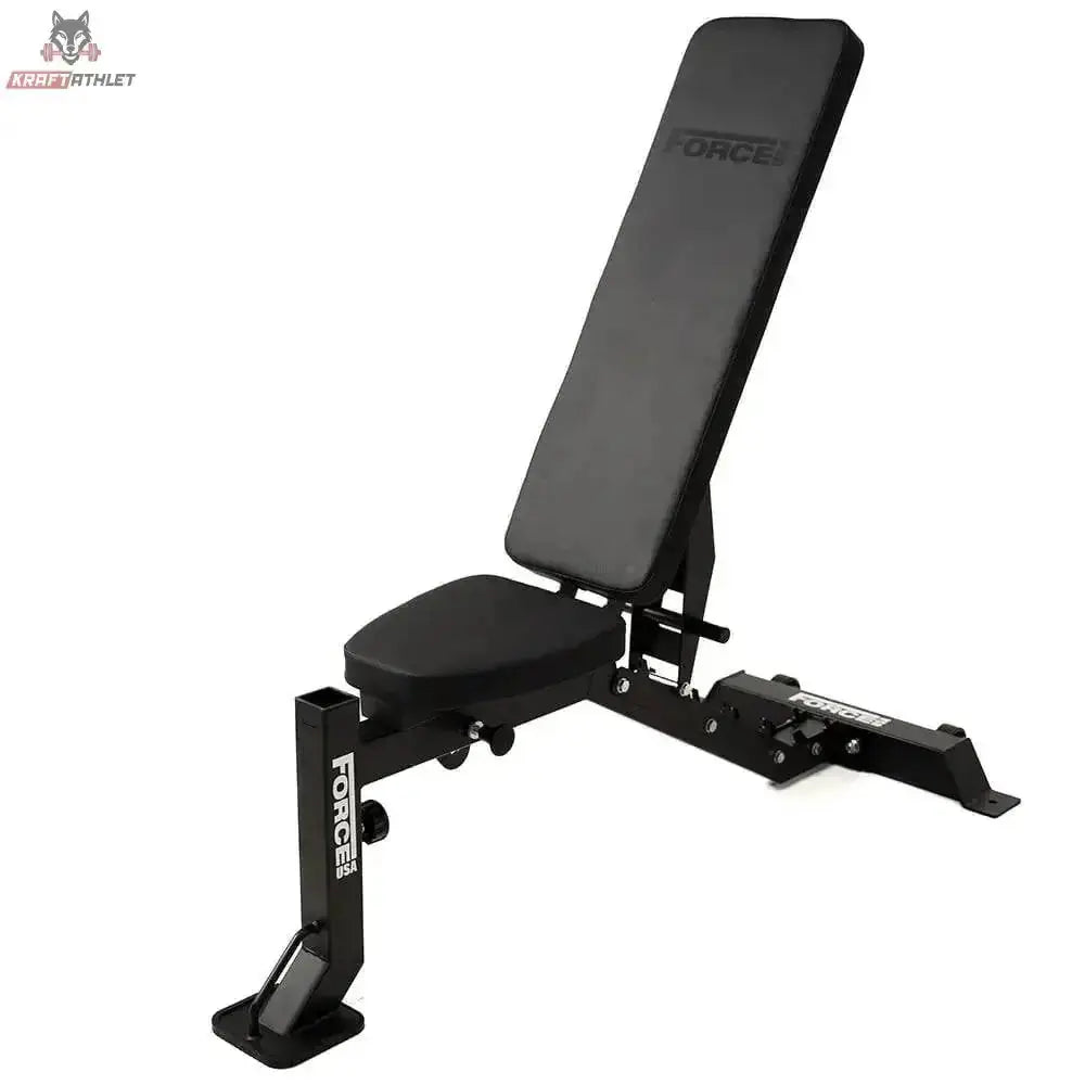 Force USA MyBench V2 FID-Bank mit aufgestellter Rückenlehne, Schrägansicht