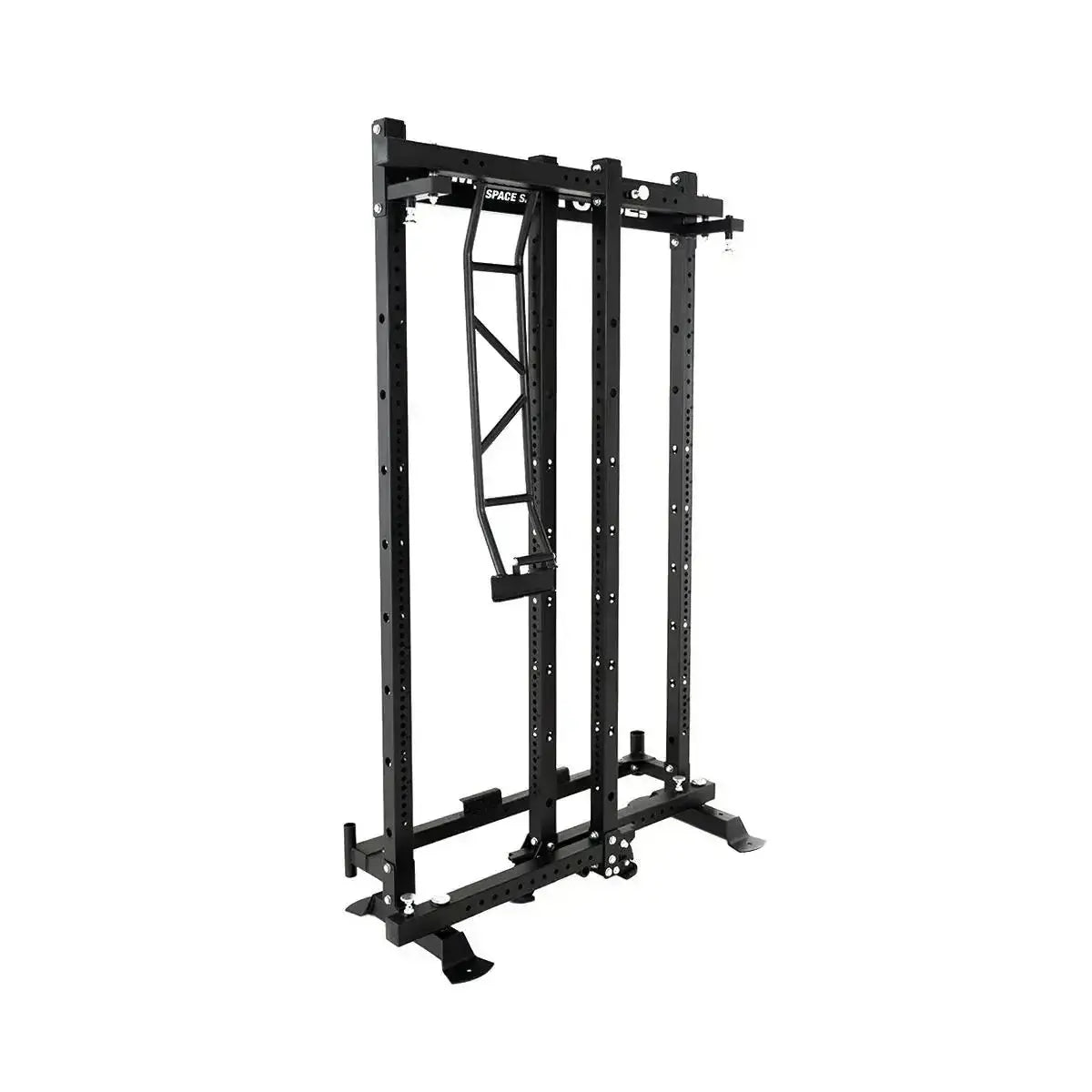 Force USA MyRack SpaceSaver klappbares Power Rack in Schrägansicht eingeklappt mit Klimmzugstange
