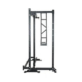 Force USA MyRack SpaceSaver klappbares Power Rack in Schrägansicht mit ausgeklapptem Rahmen und Lochrasterung