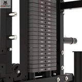 Force USA Tandem Tower Zusatzgewicht 1 × 22,5 kg, Nahaufnahme der gestapelten Gewichtsplatten mit Beschriftung