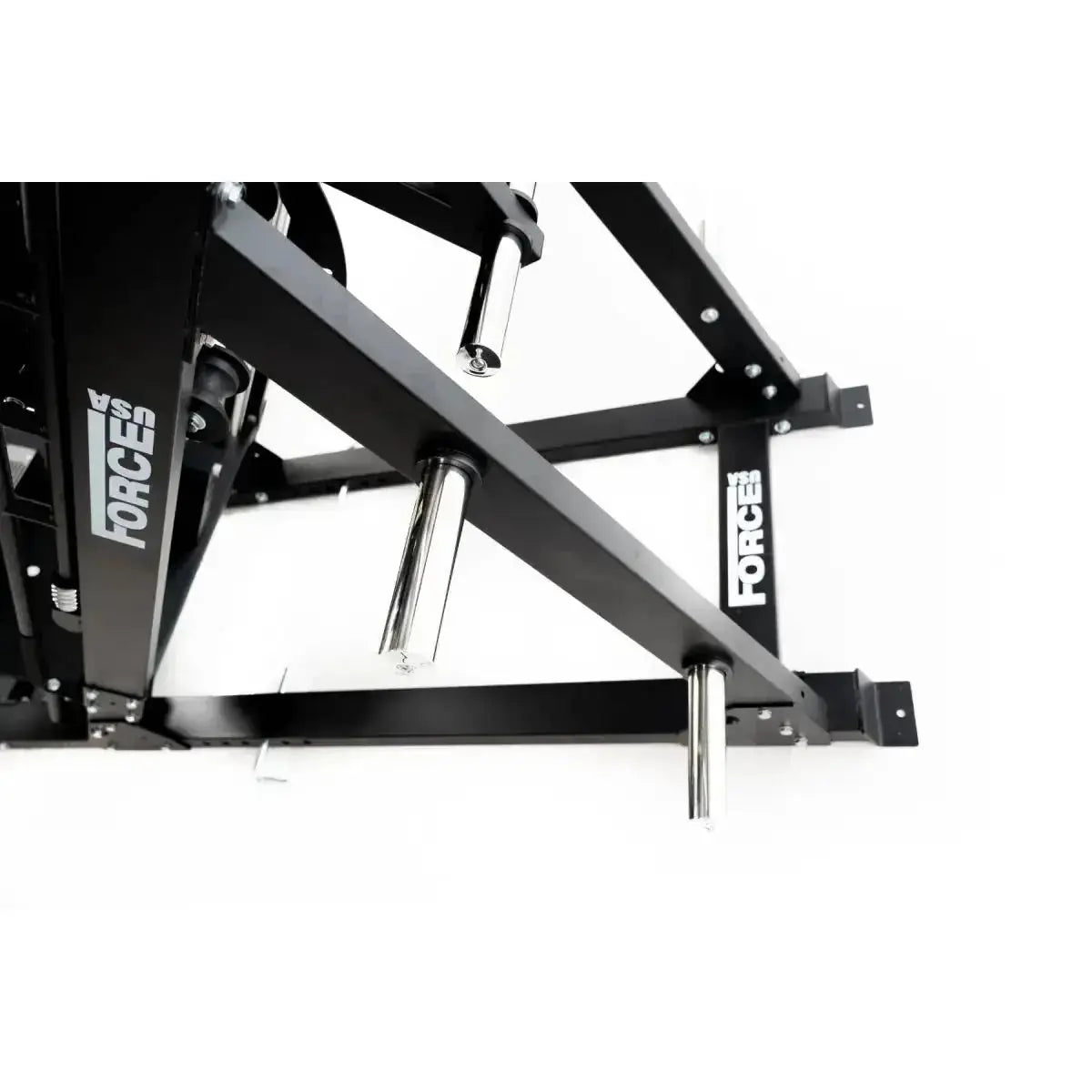 Force USA Ultimate V2 Leg Press & Hack Squat: Detail des Rahmens mit Führungsschienen und Logo