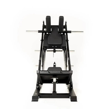 Force USA Ultimate V2 Leg Press & Hack Squat: Vorderansicht mit Schulterpolstern und Hantelscheibenhaltern