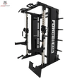 Force USA X15 Pro Multi Trainer in Schwarz, Schrägansicht vor schwarzem Hintergrund
