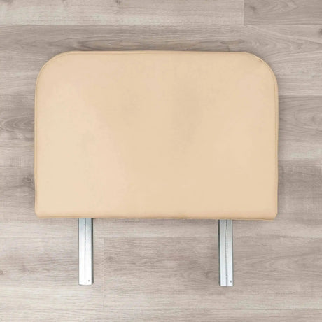 Hegren Jumpboard LEGATO in Beige auf Holzboden, Draufsicht