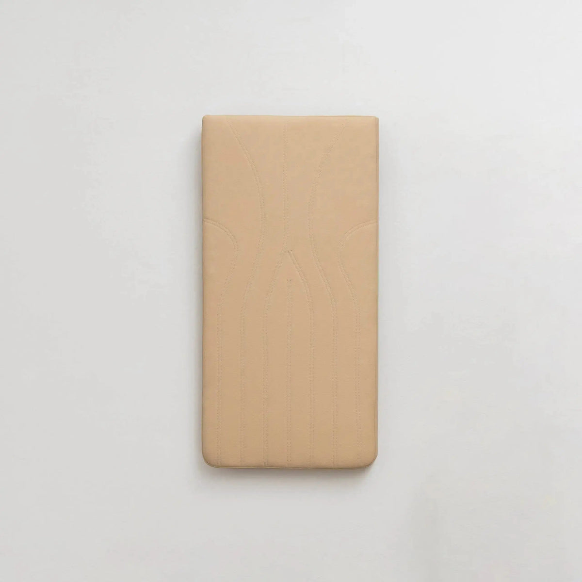 Hegren Mat Converter TALMA in Beige, Draufsicht auf hellem Untergrund